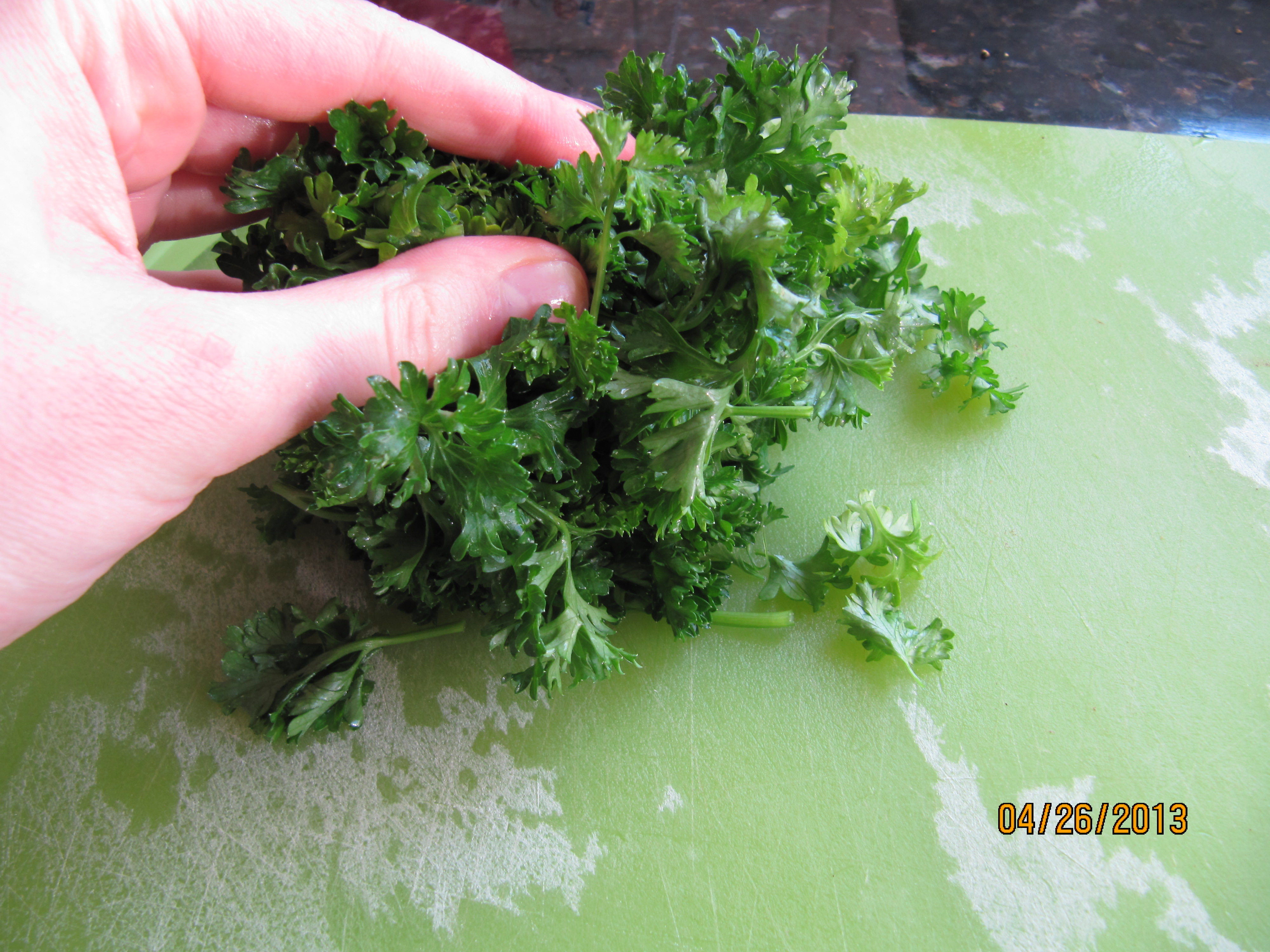 Bunching parsley for chopping