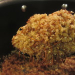 Bulgur, vermicelli noodles, and onions, uncooked